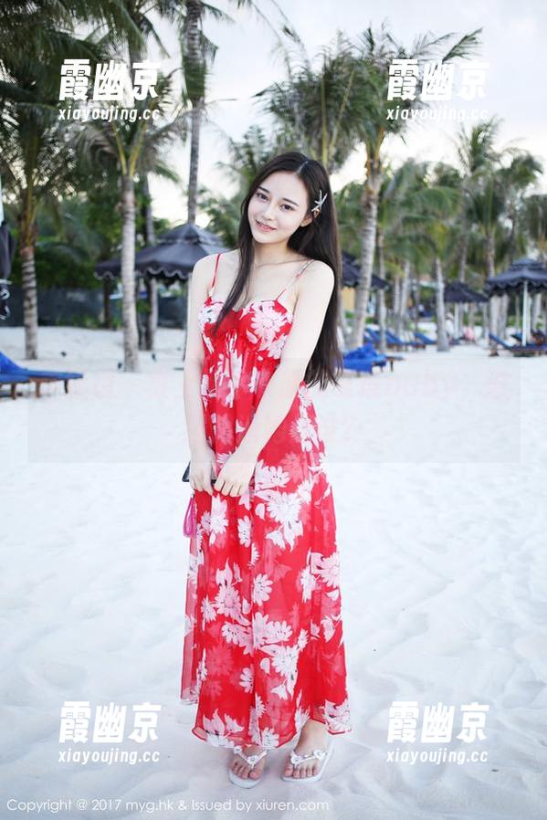 美媛馆 - 穿上奶牛衣服的夏瑶baby，谁还知道她是谁？