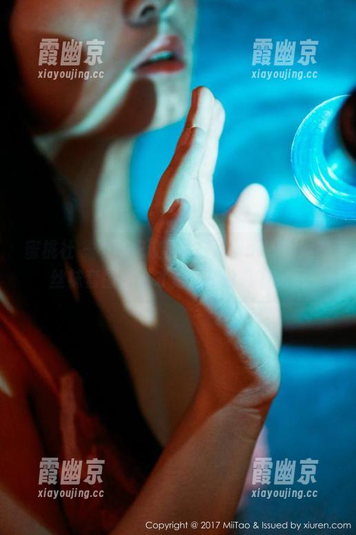 蜜桃社 - 不可思议的陌子Mandy和她的丝袜套图，这才是正确打开方式吧