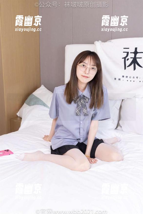 袜啵啵 - 奶油说：厚黑丝图包分享不会让你失望，期待期待。