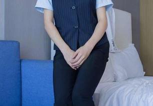 袜啵啵 – 小甜豆的私拍：黑色踩脚裤真是让人三观尽毁