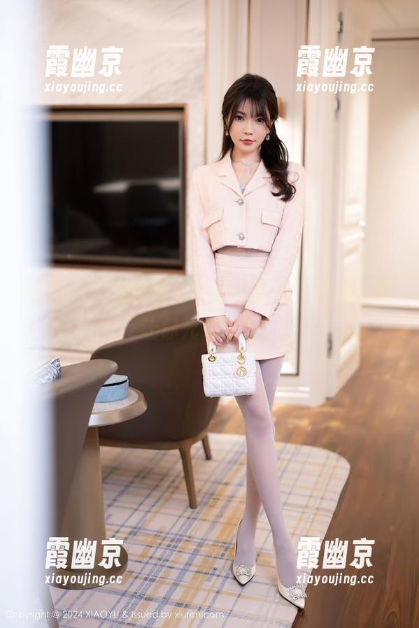 语画界 - 豆瓣酱与制服的绝配，原图分享让你死命偷瞄！