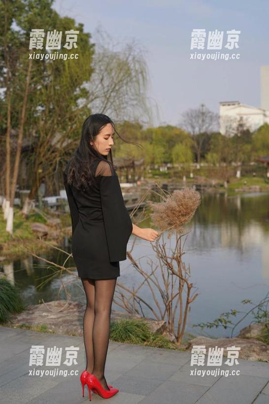 微密圈 - 原图高跟鞋拼图，辣妈女神又放大招，更新中抢先看！