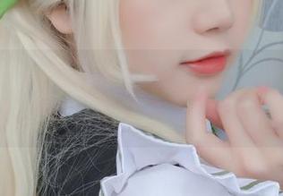停！你们有没有发现，雪晴Astra的爱宕兔女郎套图里的兔耳朵看起来格外迷人？