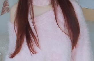 一张完美壁纸，雪晴嘟嘟和她的无拘束裸足