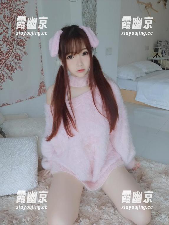 一张完美壁纸，雪晴嘟嘟和她的无拘束裸足