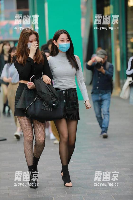 魔镜街拍 - 这一次，艾小青的漫展写真集更新！什么奇葩事儿让她轰动全场？